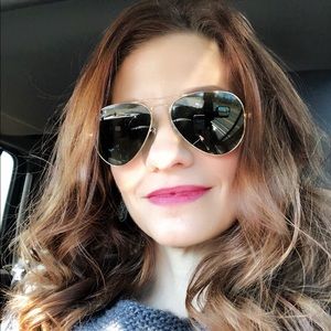 Meet your Posher, Stacey